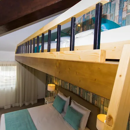 Alojamento de Acomodação e Pequeno-almoço Mareta House - Boutique 4*